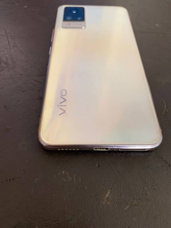 vivo v21 3