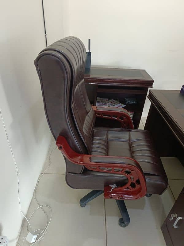 Just like New Office Furniture set for Sale 3