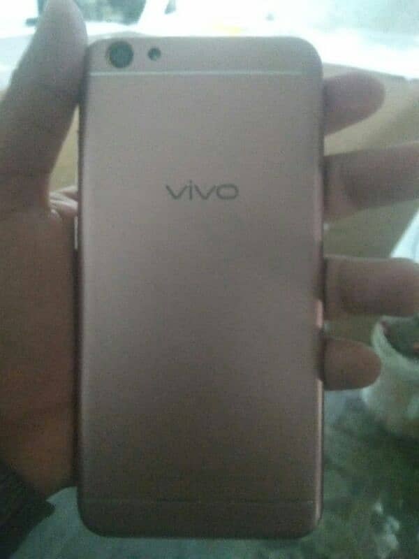 vivo y66 all okay hai 6,128 main hai argent sale 1