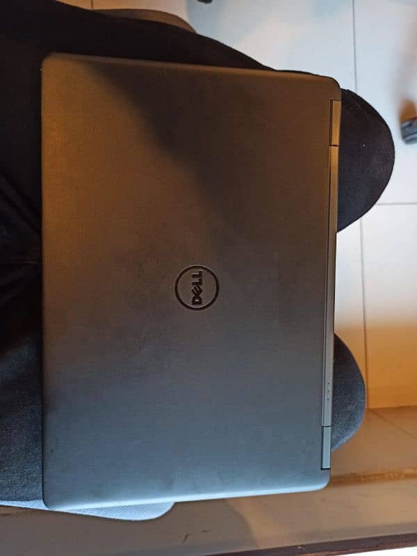 Dell Latitude E7250 8/256 SSD i5 5th gen 5