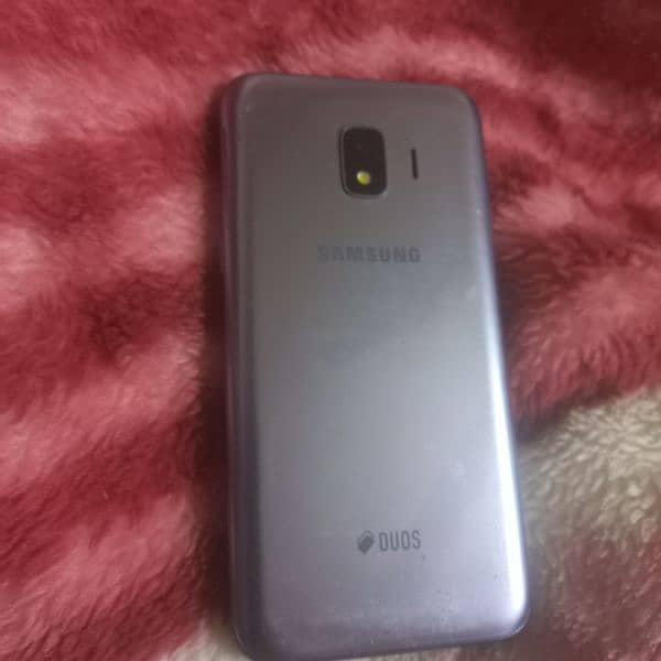 Samsung galaxy J2 core 4