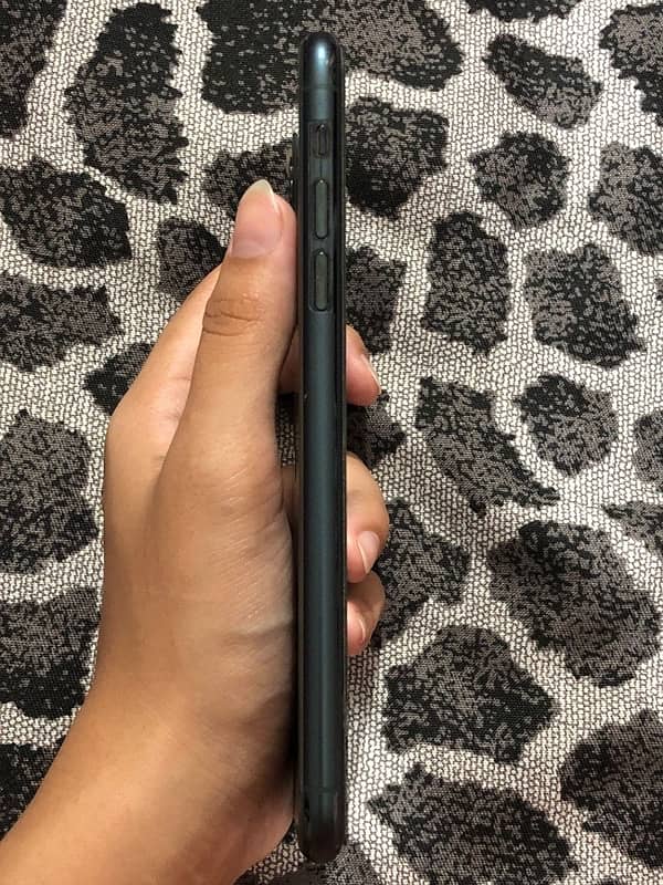 iphone 11 pro max 256 gb pta 5