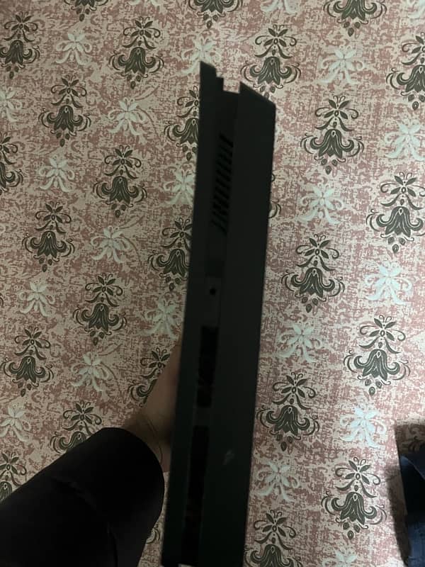 PS4 Slim 1 tb 3