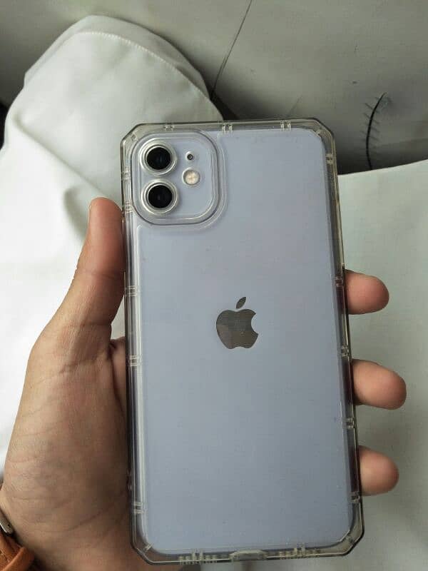 IPHONE 11.   . . . . . . . . ONLY SIRUS PERSON 2