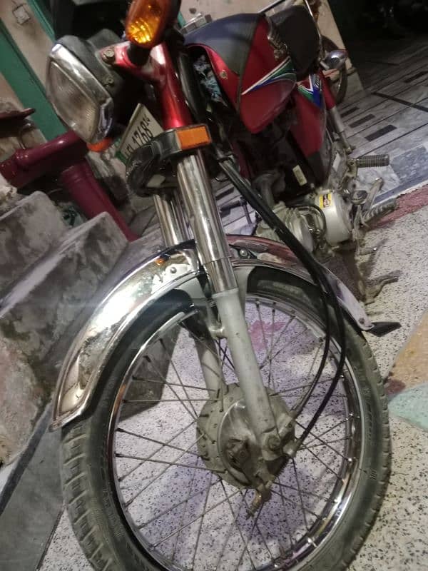 Honda 70 cc 2014 modal for sale saaf condishin 13