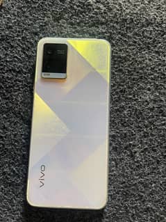 vivo y21 4/64 with box never opened