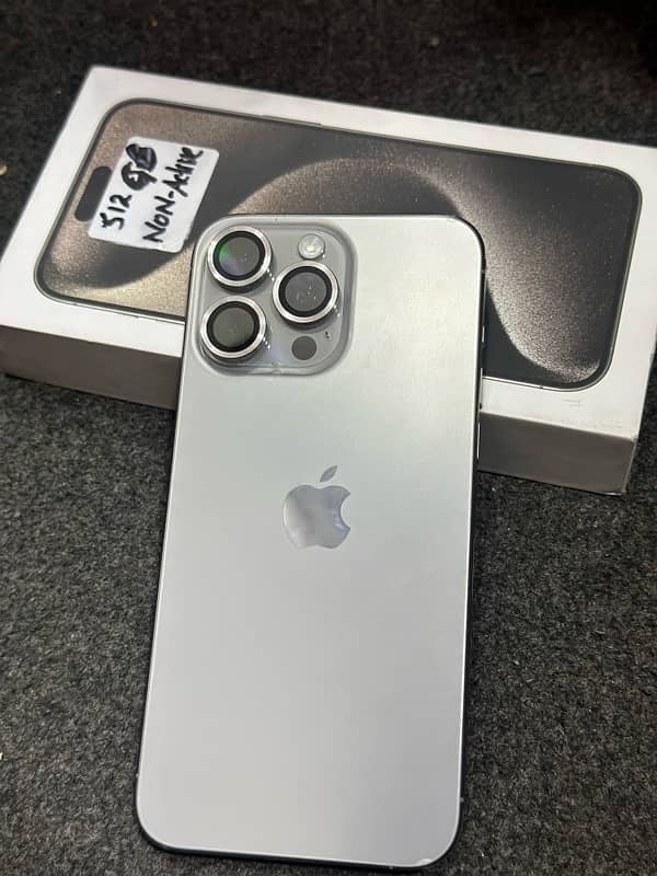 iphone 15pro max 512GB 0