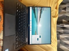 Dell XPS 13 corei7  7th generation 16GB Ram 512Ssd