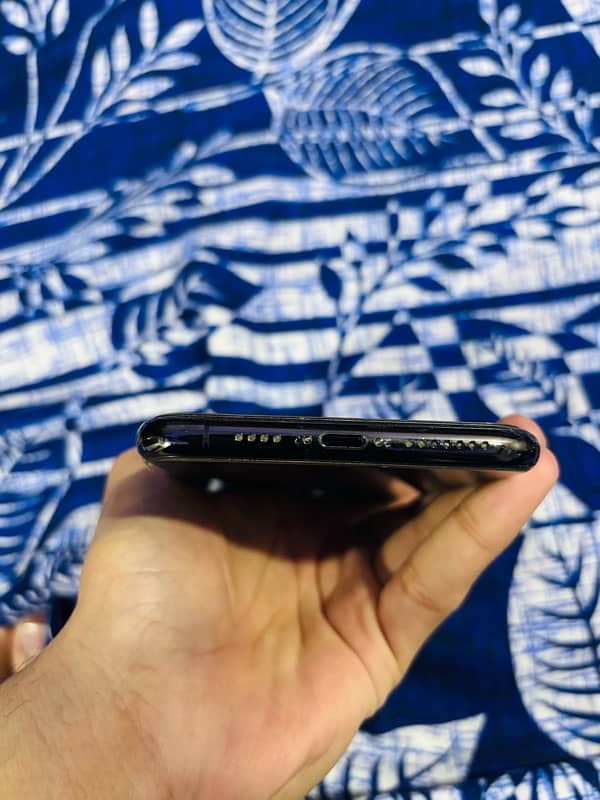 iPhone 11 Pro Max 256gb 5