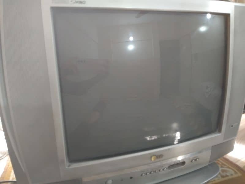 LG Color TV - 21 Inch 3