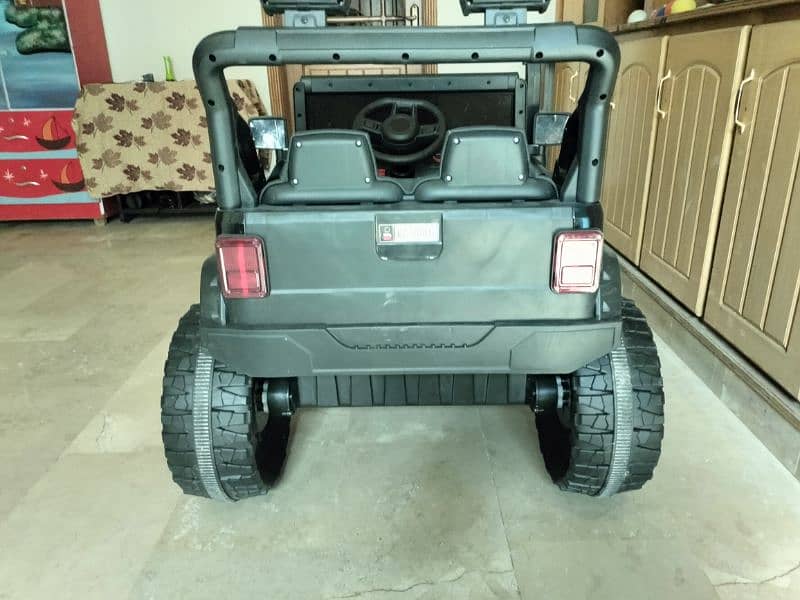 FORD jeep charging 7