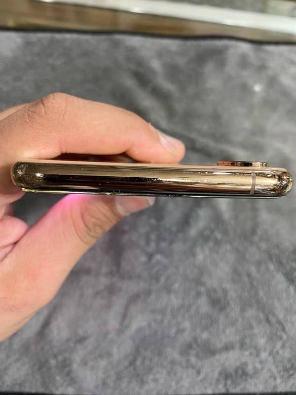 iphone XS max 64gb pta Approved (read Add) 3