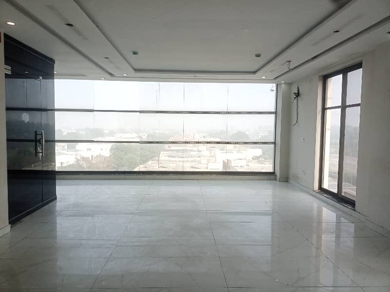 04 MARLA COMMERCIAL 4TH FLOOR WITH LIFT AVAILABLE 12