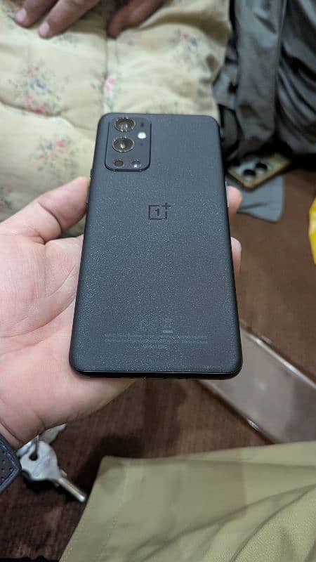 one Plus 9 pro/8/128 0