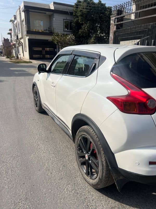 Nissan Juke 2011 3