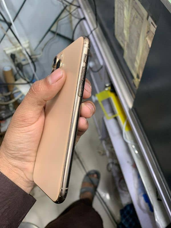 Iphone 11 pro Pta approved 1