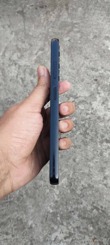 Samsung A05s in 9 months warrenty 5