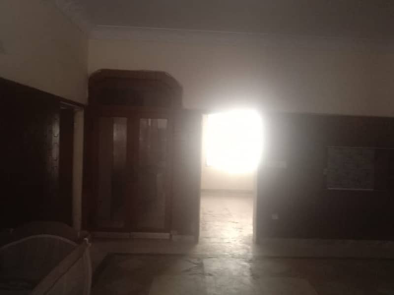 Spacious Lower Portion Is Available In Allama Iqbal Town For rent 10