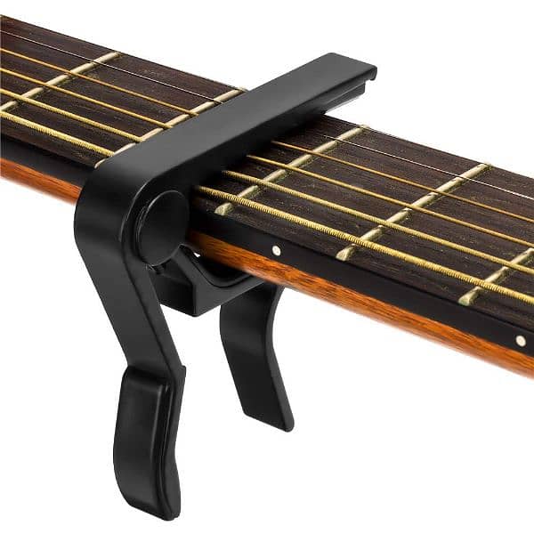 Debbie guitar capo 0