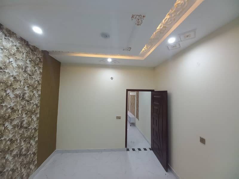 2.5 Marla Triple Storey House For Sale 0