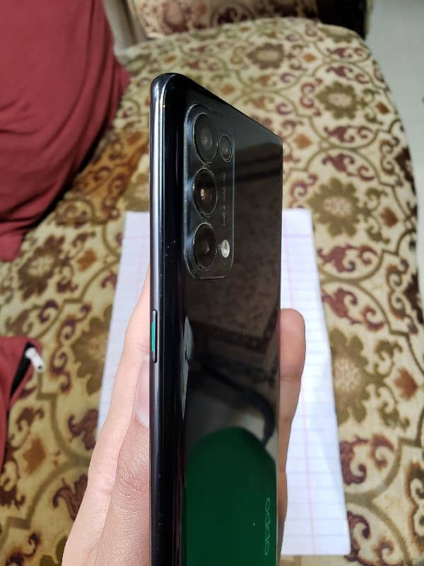 Oppo Reno 5 Pro 256GB - Black 3