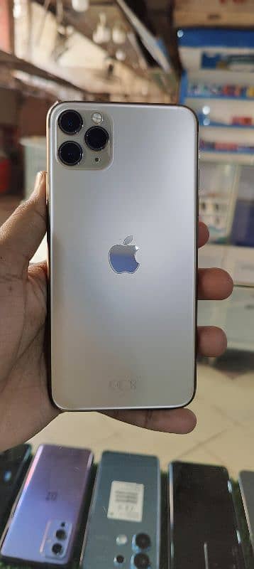 iPhone 11 Pro Max 64 GB PTA Approved 3