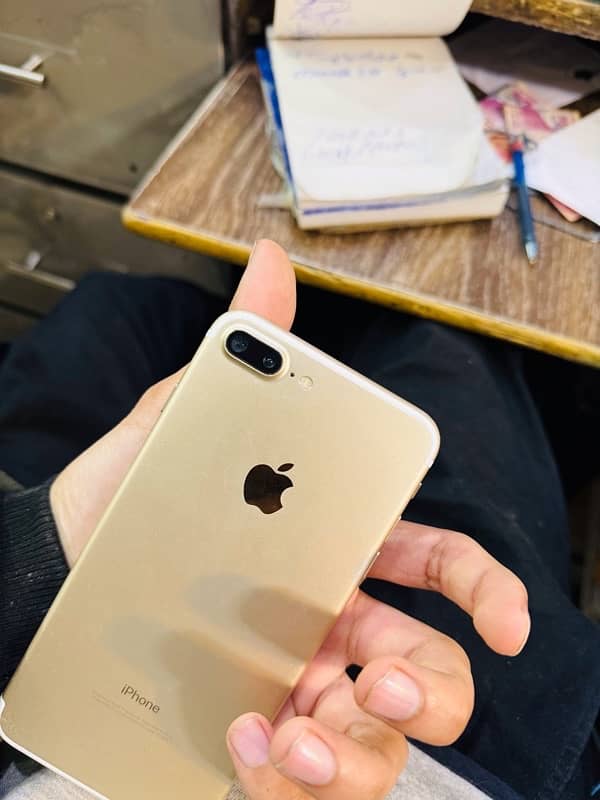 iPhone 7 Plus pta approved 128 gold 3