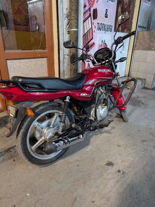 Suzuki 110 urgent sale new byke 10 by 10 0