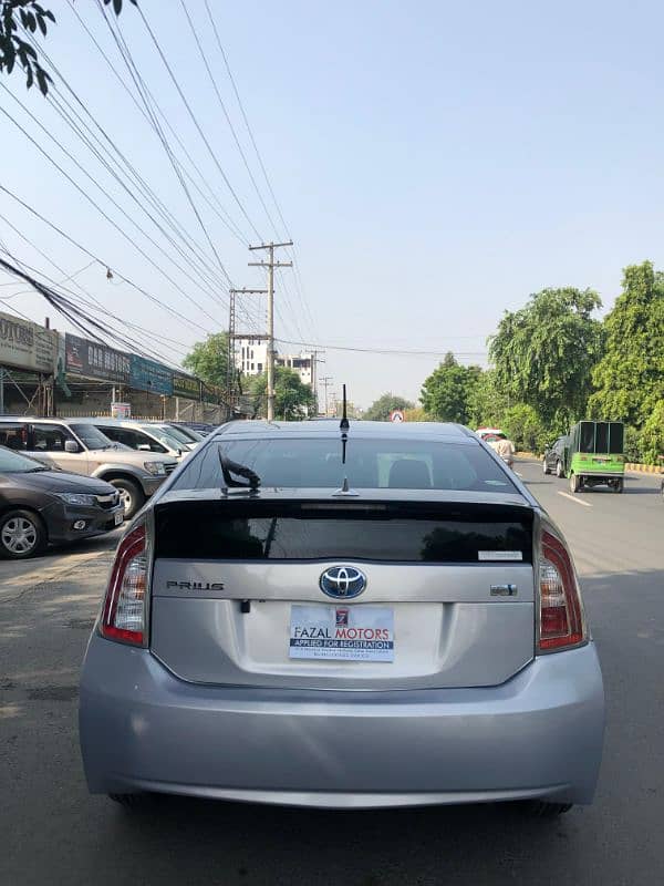 Toyota Prius 2013 0