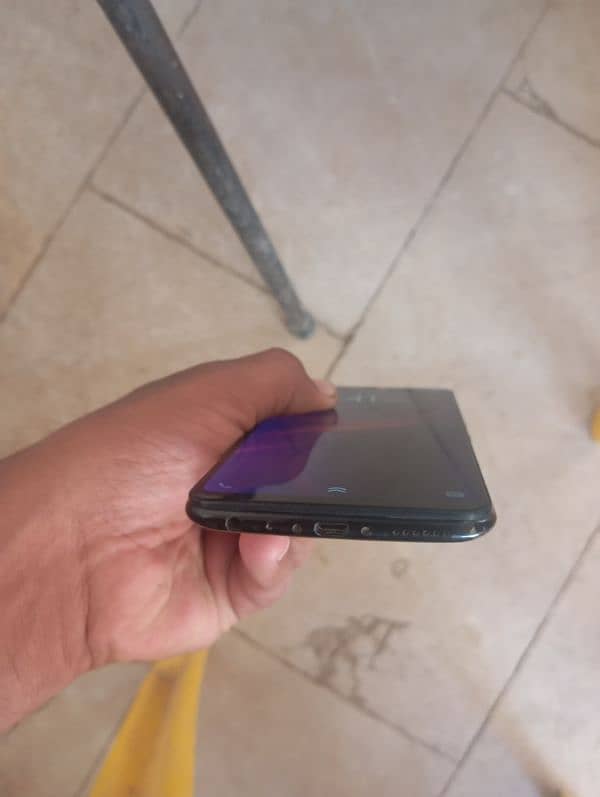 Vivo y85a 4 GB 64 GB 4