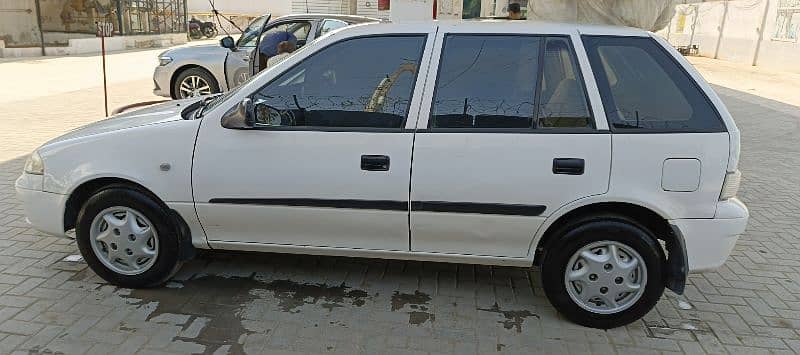 Suzuki Cultus 2014 12