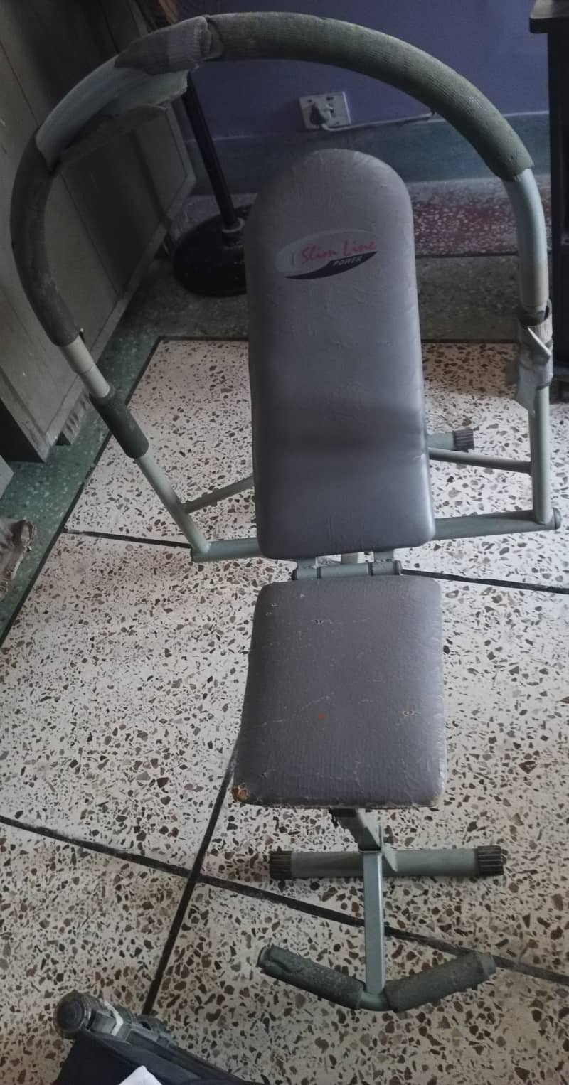 Bench for sale in good condition 1