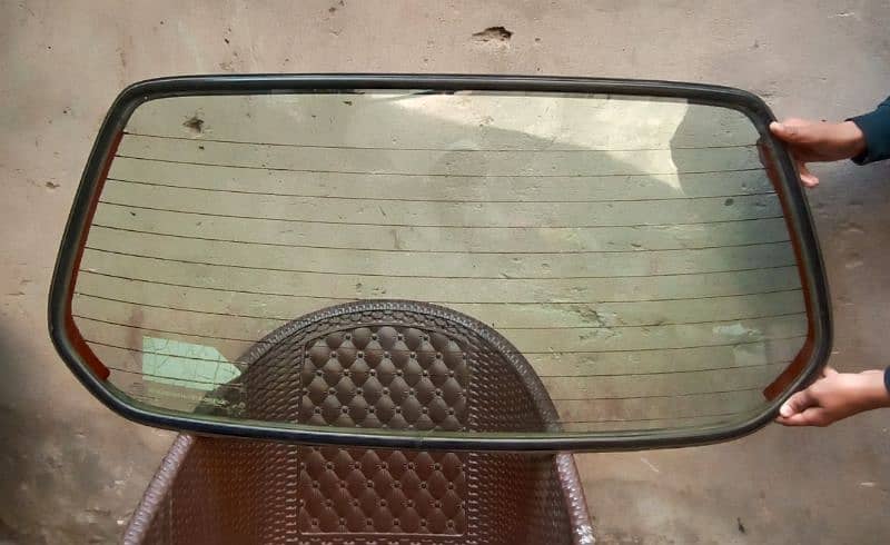 suzuki alto back glass 2