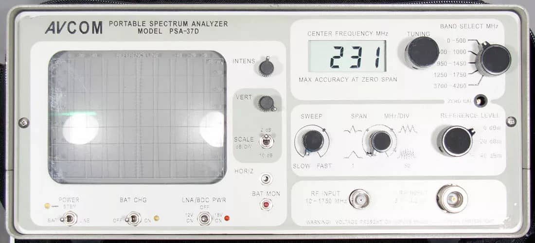 PSA37D AVCOM Portable Spectrum Analyzer In Pakistan (Refurbished) 1