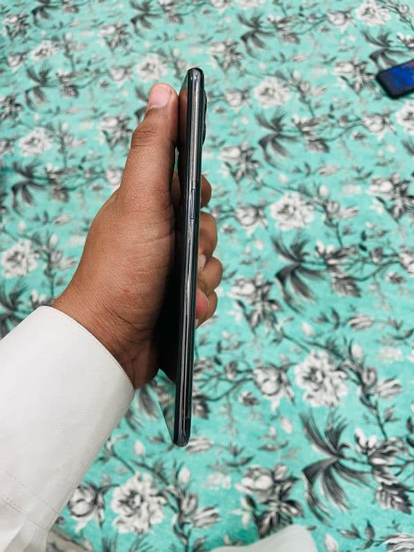 Oppo F17 pro 10/10 5