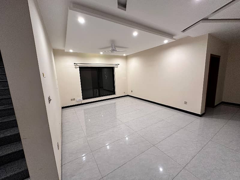 Idyllic Upper Portion Available In Zaraj Housing Scheme For Rent 3