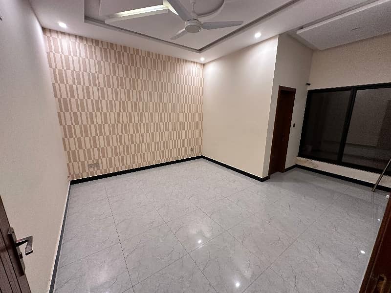 Idyllic Upper Portion Available In Zaraj Housing Scheme For Rent 6