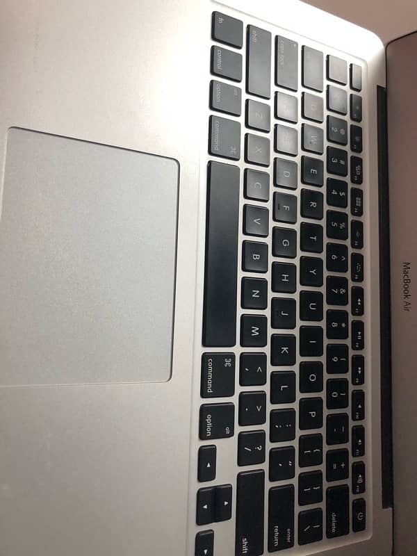 MacBook Air 2017 6