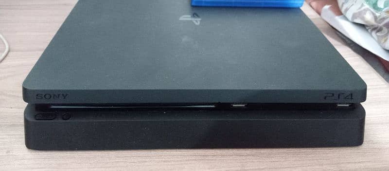 GameStack PlayStation 4 Slim bought from Venture Games 2