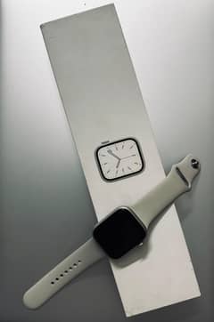 Apple watch series 7,45mm complete box. 9.5/10