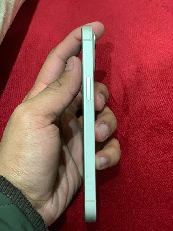 Apple I phone 13 white FU 1