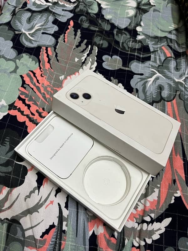 Apple I phone 13 white FU 8