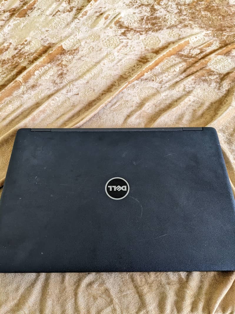 Dell Latitude E5580 Core i5 6th Gen, 8GB, 256GB SSD, 15.6″ HD LED 1