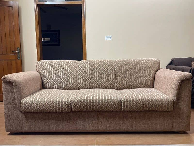 Sofa Set For Sale – Stylish aur Comfortable! 5