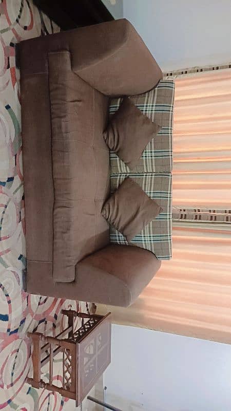 Irish sofa going cheap final price 80000 3