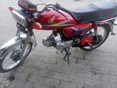 I am selling my Honda CD 70 2010 model is