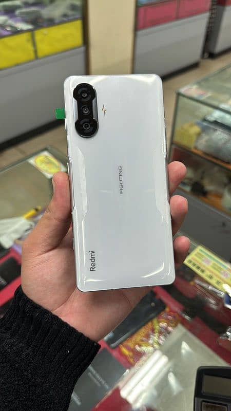 Xiaomi Redmi K40 Gaming 0