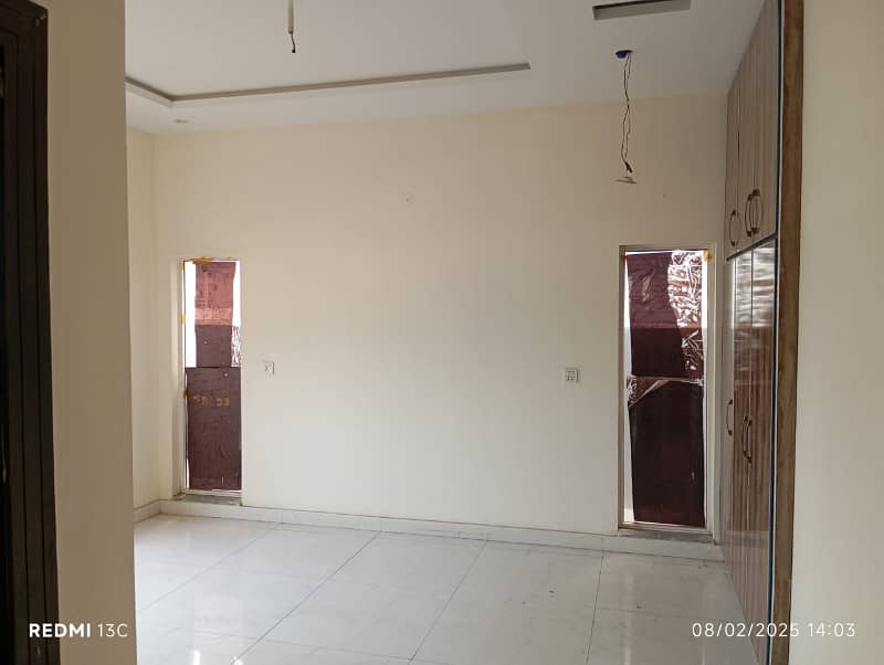 10 Marla House Available For rent In Citi Housing Sargodha Road Faisalabad. 8