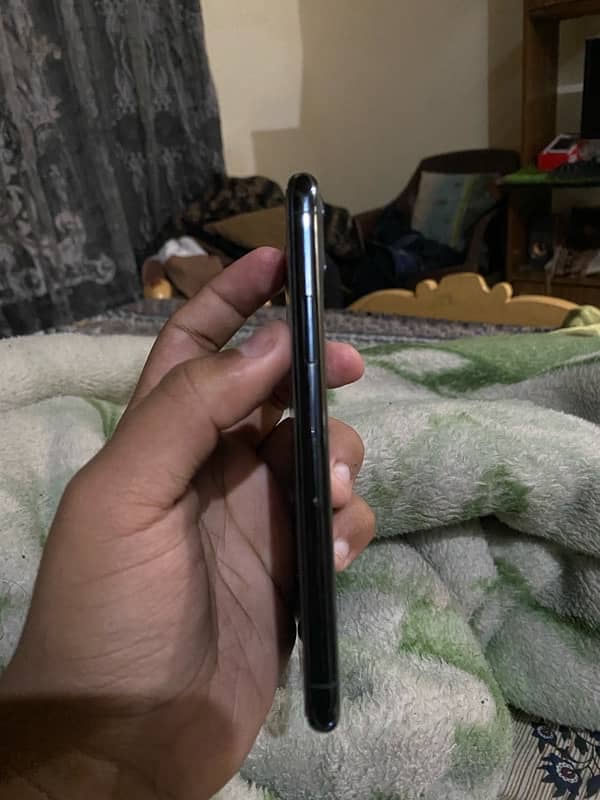 Iphone 11 Pro Non Jv (Non active) 2