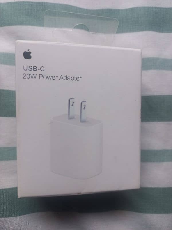 Apple charger new with cable 0